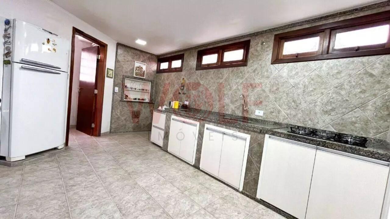 Casa, 4 quartos, 206 m² - Foto 6